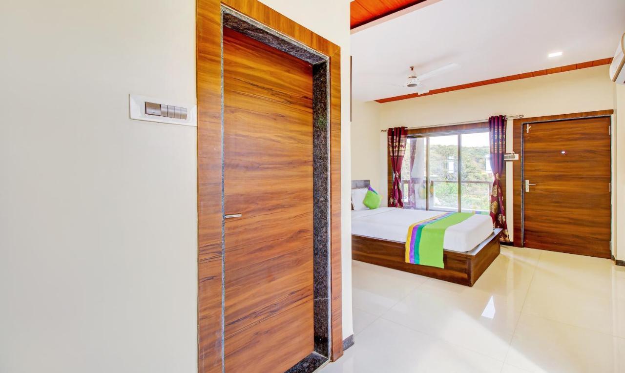 Treebo Garden Cottage & Lawn 马哈巴莱斯赫瓦尔 外观 照片